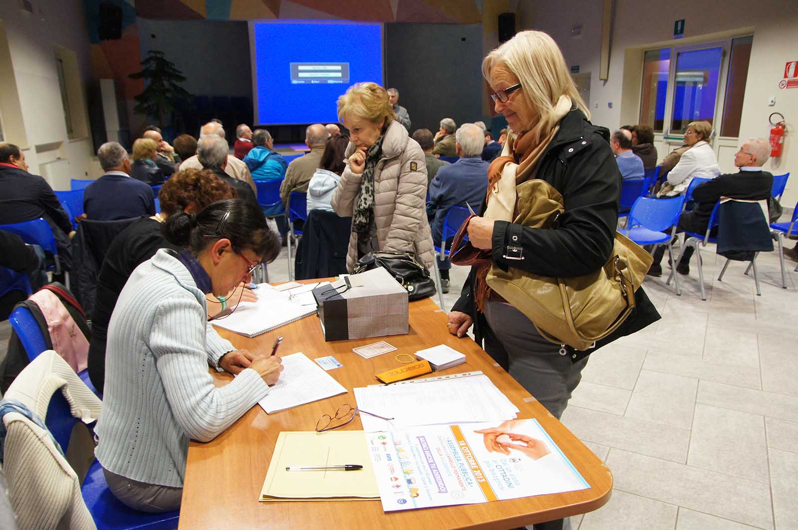 SONY DSC castelsangiovanni oratorio san filippo neri riunione per elezione cariche neo associazione carrello solidale castelsangiovanni carrello solidale