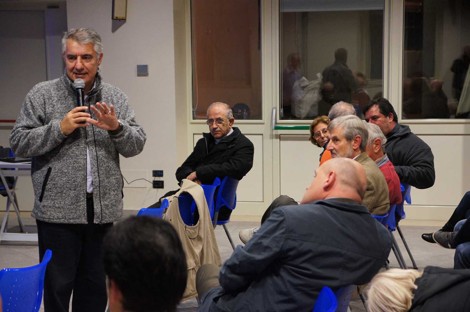 SONY DSC castelsangiovanni oratorio san filippo neri riunione per elezione cariche neo associazione carrello solidale castelsangiovanni carrello solidale